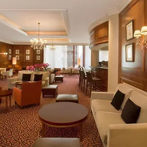 Sheraton Grand Hotel